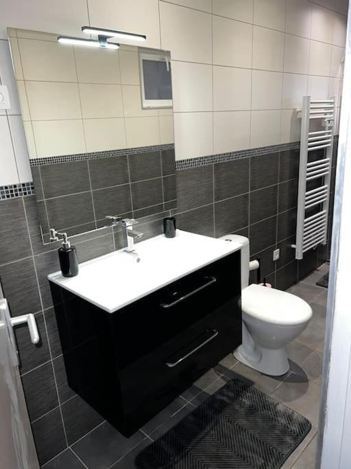 Épernay Appartement Cocooning מראה חיצוני תמונה